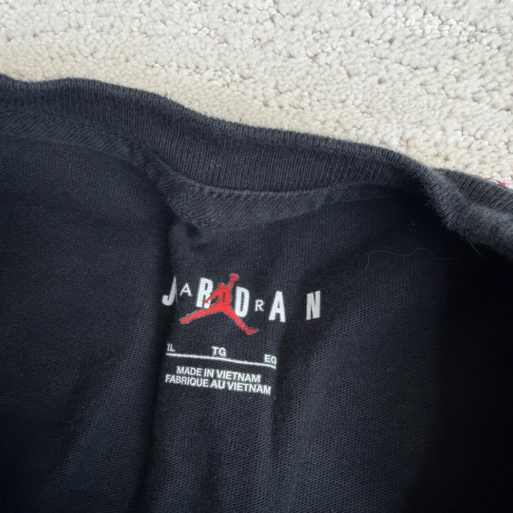 Men's Jordan‎ Flight Essential XL AJ1 Short Sleeve Tshirt  Textured